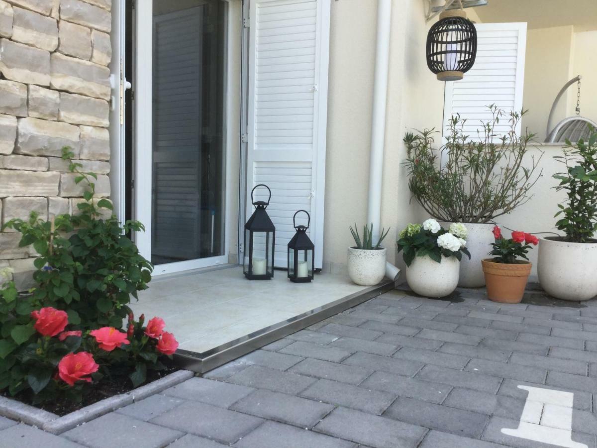 Ferienwohnung Destine Rogoznica  Exterior foto